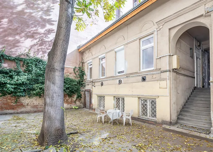 Apartment, Quiet, Perfect Location Apartament *